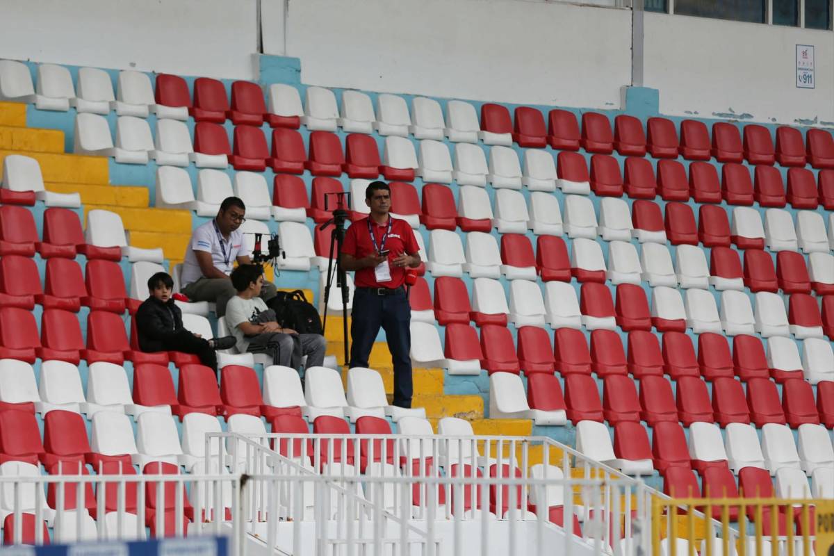 Bella periodista destacó, Saíd se soltó y el 11 que Olimpia no utilizó: así fue el juego donde Victoria no se presentó