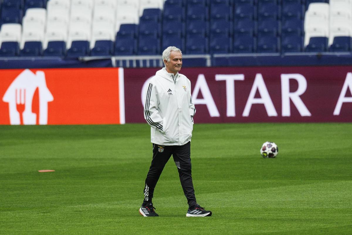 Mourinho volvió al Bernabéu después de 12 años con la presencia de Prestianni; Benfica sueña con echar al Real Madrid