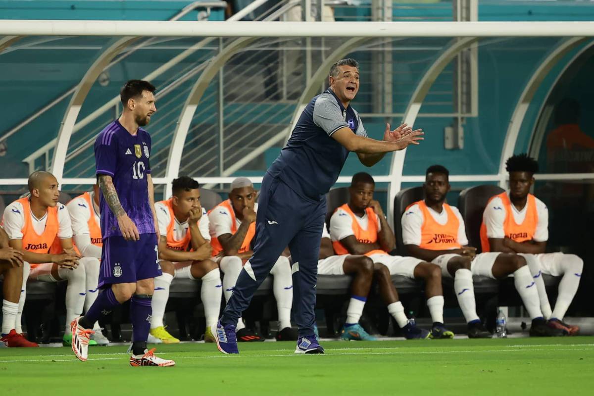 El futbolista de Honduras que intercambió camisa con Messi en el amistoso ante Argentina: se la pidió desde temprano