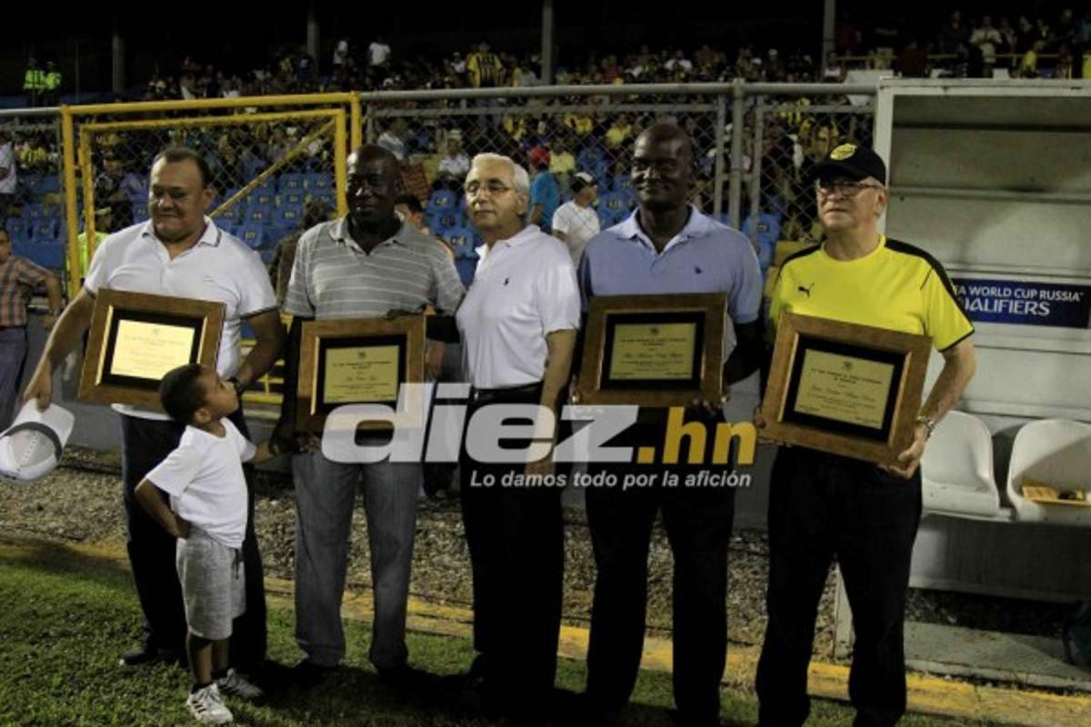 CURIOSAS: El 'nocaut' a Allans Vargas y el agarrón de pelo de César Oseguera a Yeer