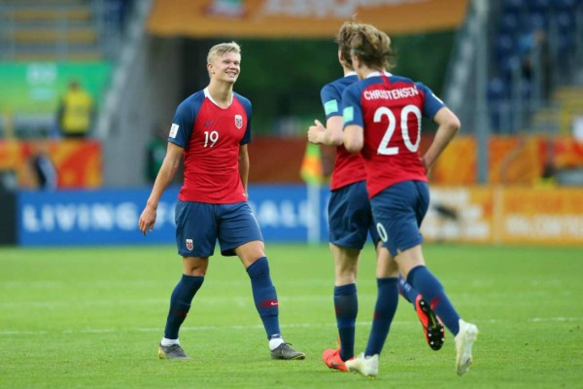 Tristeza y lágrimas: Las dramáticas fotos de los jugadores de Honduras tras goleada ante Noruega