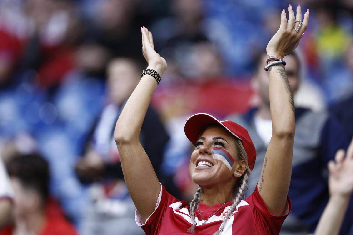Las más bellas de la Eurocopa 2024: Modelos y aficionadas que han deslumbrado en los estadios en Alemania