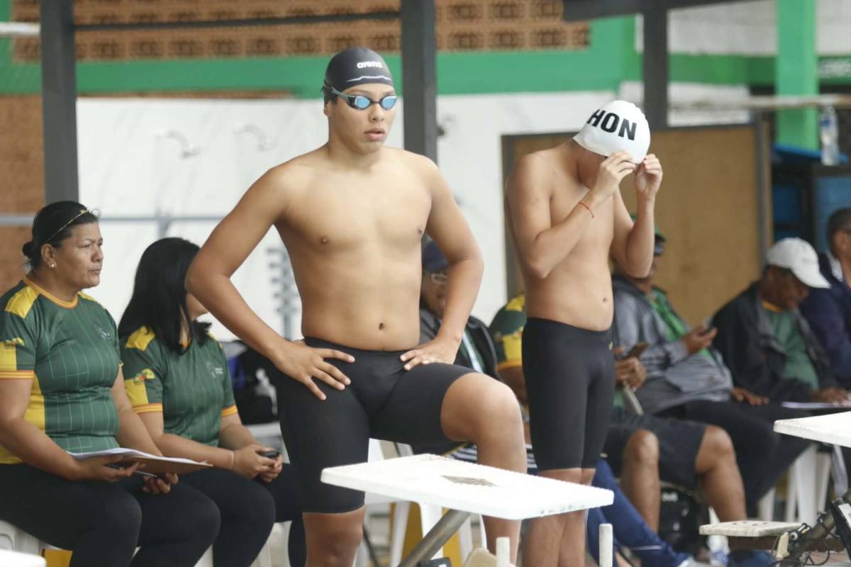 ¡Más de 400 atletas! Se vive la décima edición de la Copa Nacional de Natación Municipalidad SPS