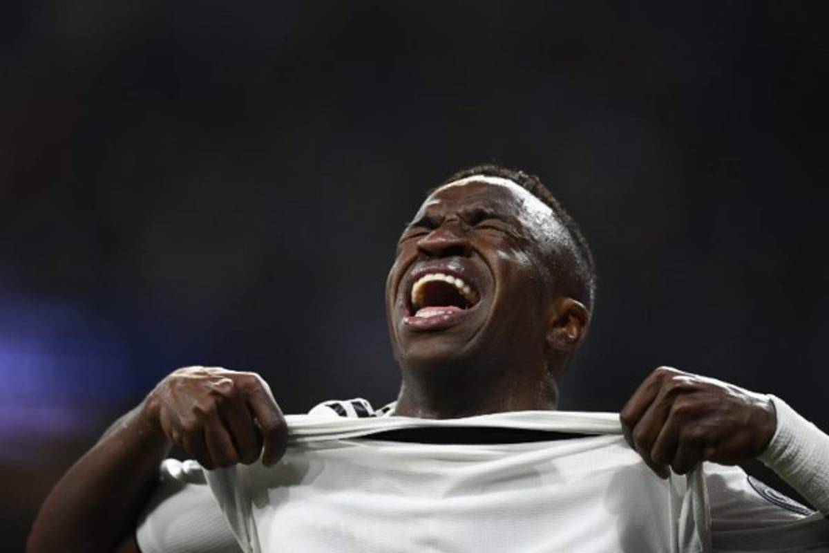 En fotos: Las desgarradoras imágenes de Vinícius Jr contra el Ajax en el Bernabéu
