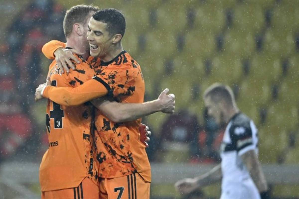 Desafía la gravedad: La secuencia del brutal salto de Cristiano Ronaldo para marcarle al Parma