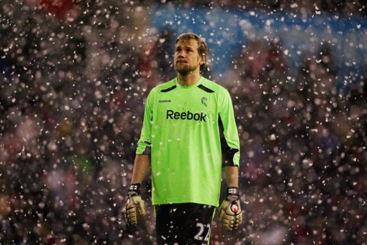 ¡Con un guatemalteco y un exMarathón! Grandes jugadores que pasaron por el Bolton inglés, club que podría desaparecer