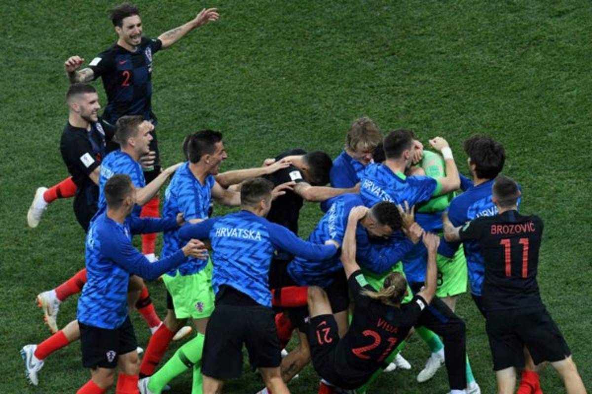 No se vio en TV: El beso a Rakitic, el desahogo de Modric y la eufórica celebración croata