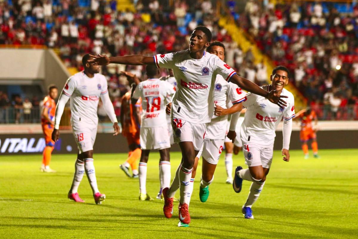 ¿Era el debut de Jeremy? La polémica de la jornada y fichaje de Motagua en alerta