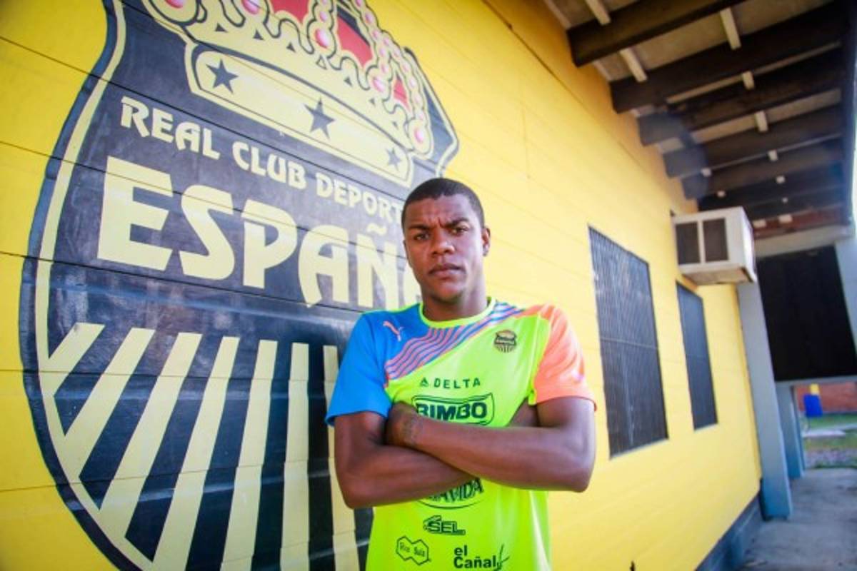 Así fue el primer día de trabajo del venezolano Cásseres