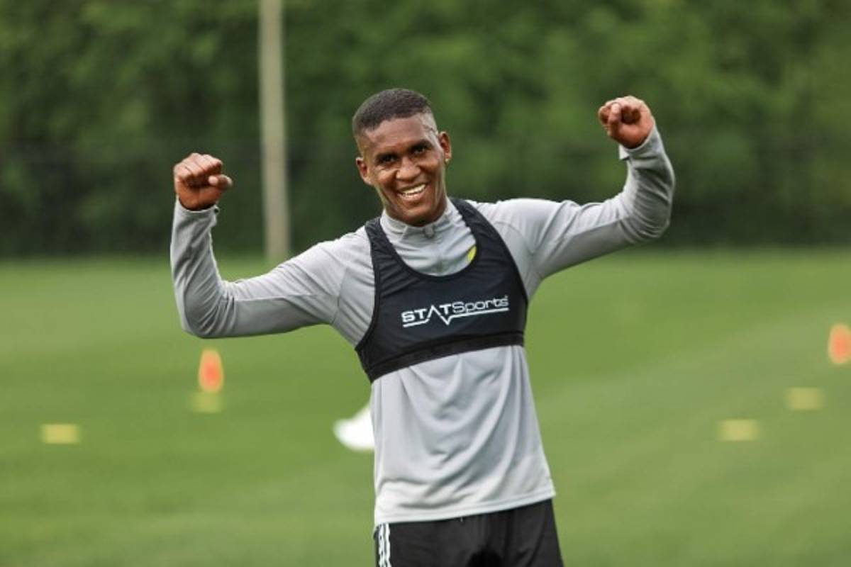 ¡Uno rescindirá en las próximas horas! La situación contractual de los legionarios de Honduras