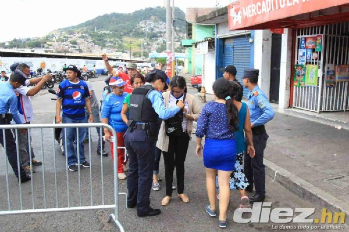 El llenazo en la final de ida entre Olimpia y Motagua en el Nacional