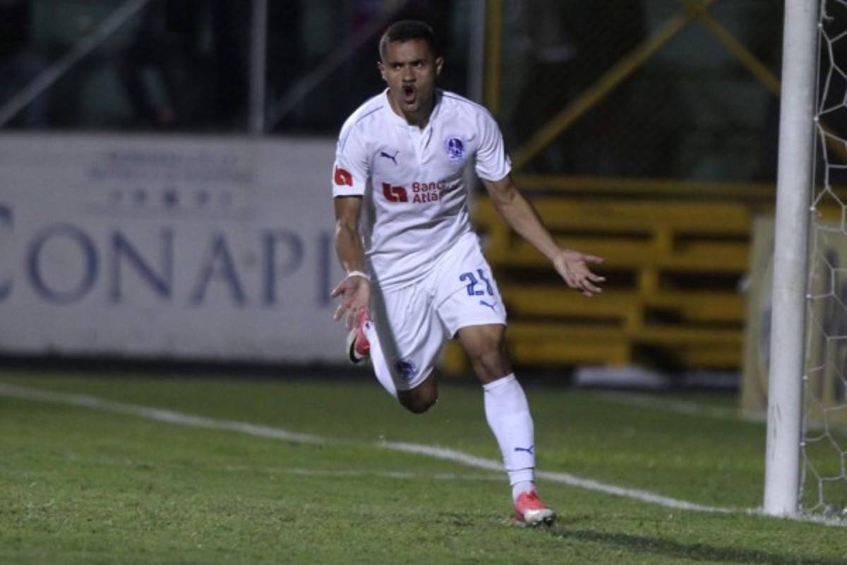 Javier Portillo entró en la historia como uno de los futbolistas con más títulos de la Liga Nacional