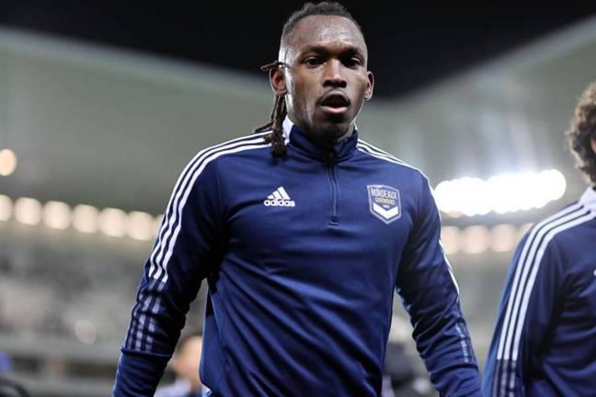 Arde el mercado en su penúltimo día: Barcelona tiene nuevo fichaje y Cristiano decide su destino; locura del Chelsea y Elis es noticia en Francia