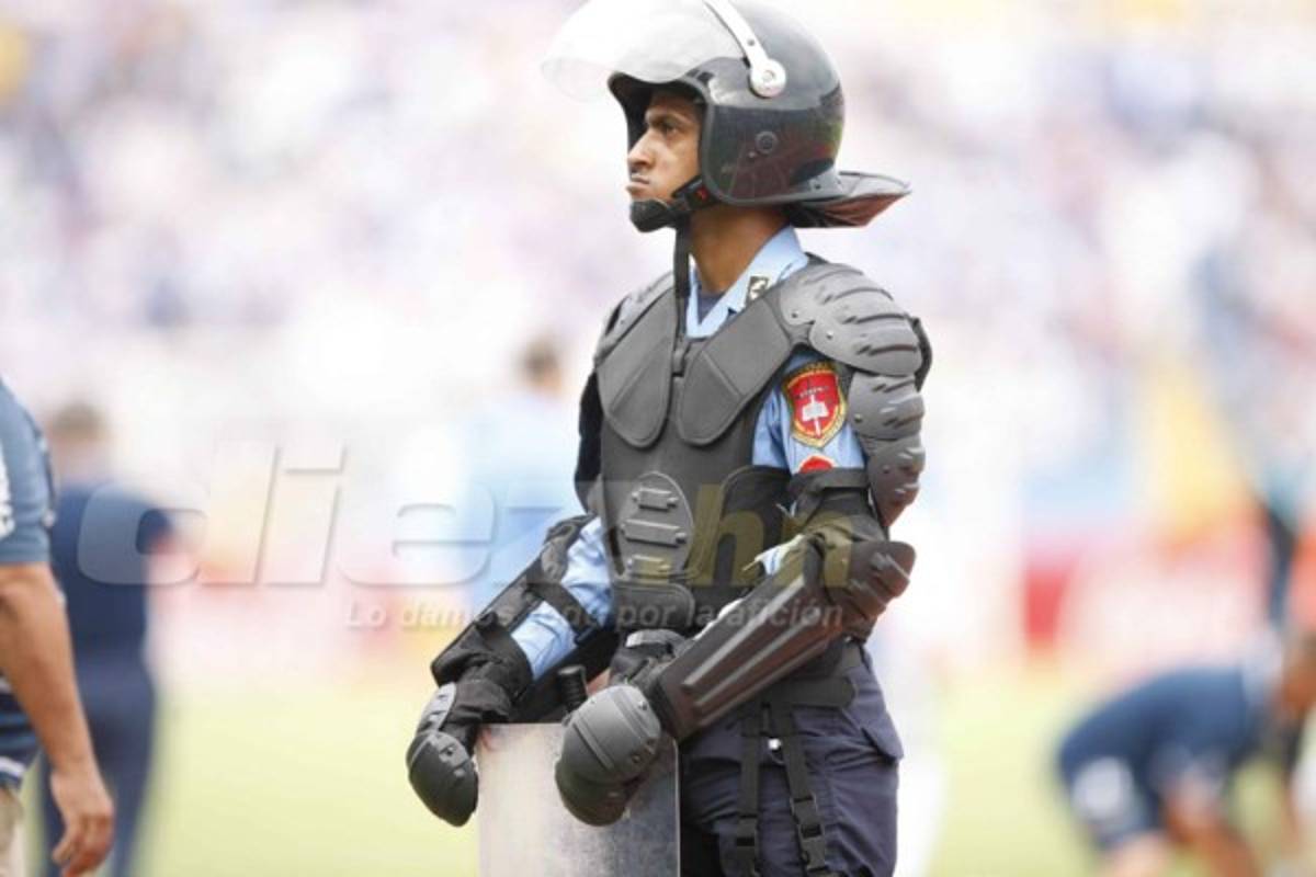 NO VISTE EN TV: La revisión a Costly y aquí vieron el juego Elis y Maynor