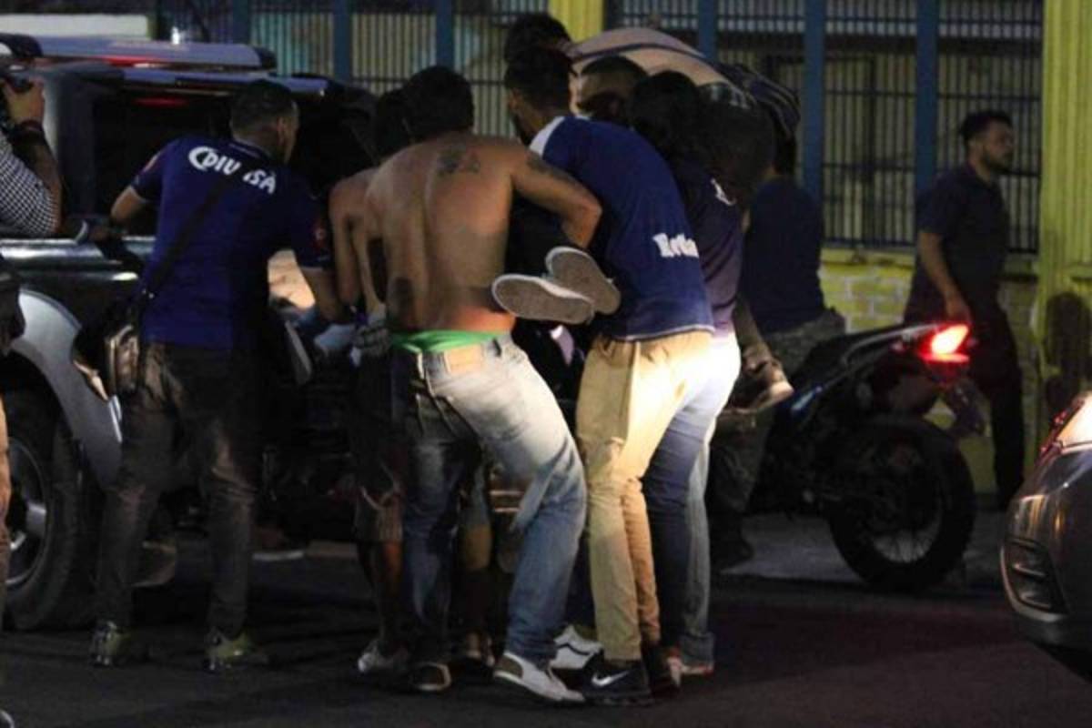 Las otras fotos que no viste del Motagua-Olimpia que terminó en caos