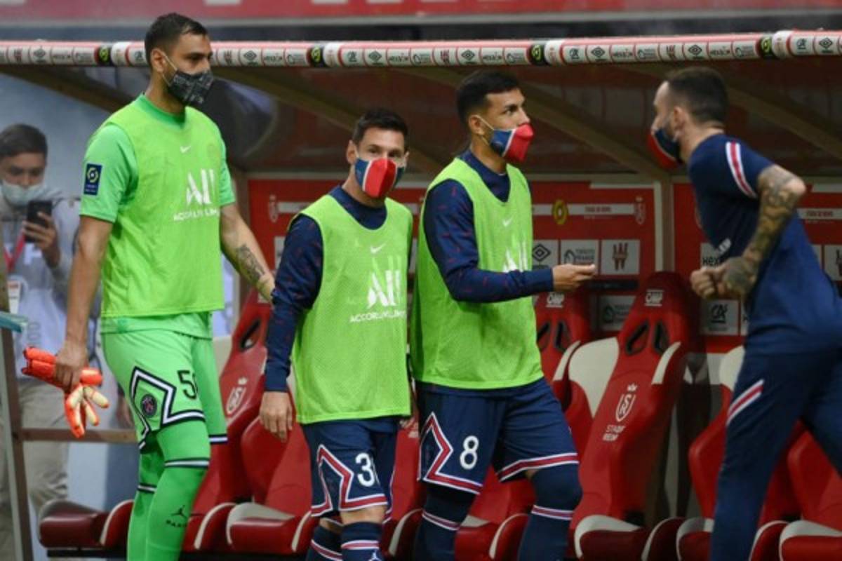 Así fue el debut de Messi con PSG: Rival le pide una foto, invitado de lujo y ¿Mbappé se despidió?