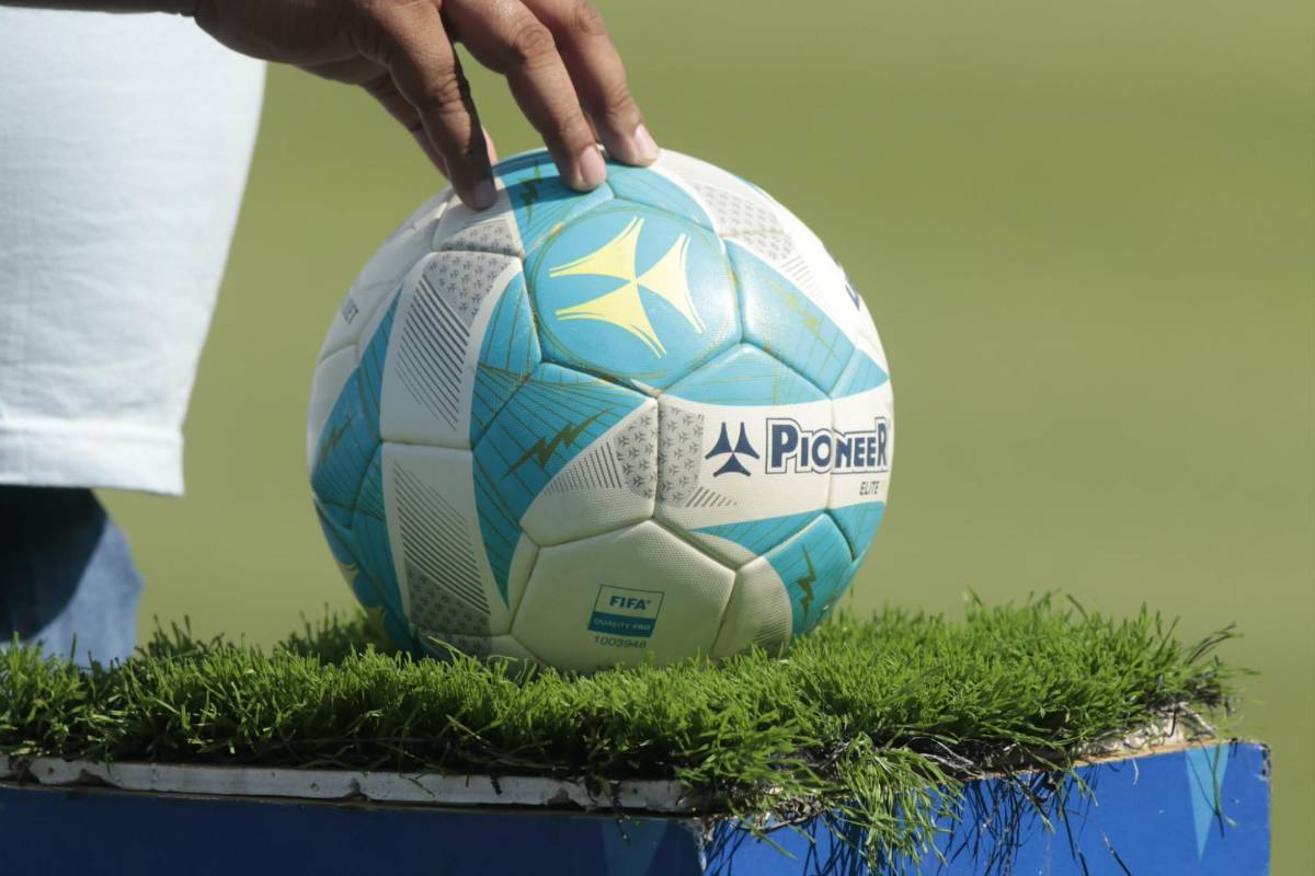 Argentina sigue cautivando, homenaje a exjugador y el motivo del mensaje de Isaac Castillo