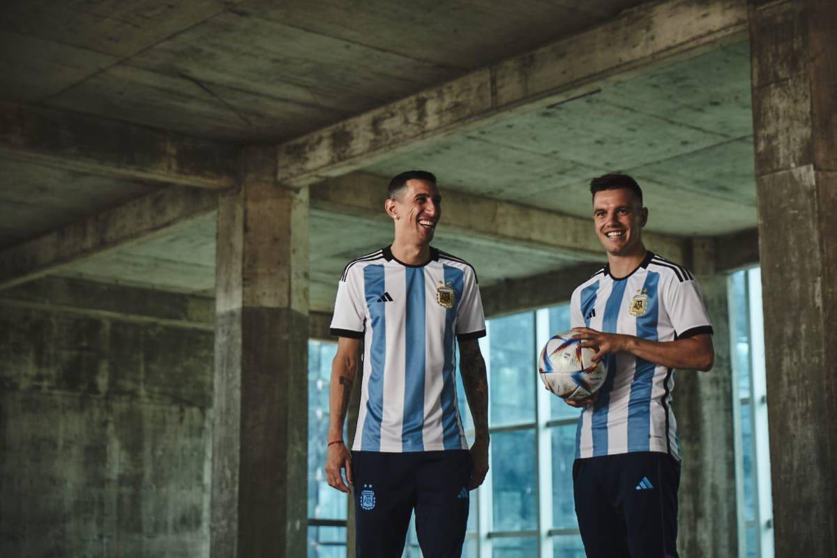 Así es la nueva camisa de Argentina para el Mundial de Qatar 2022: Símbolos patrios y el secreto para evitar el calor