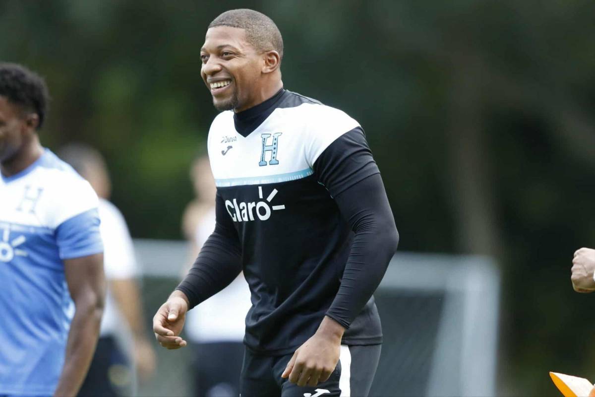 El 'desnudo' del Romántico Quioto, el gesto de Luis Palma y el legionario que se bajó del avión directo a entrenar