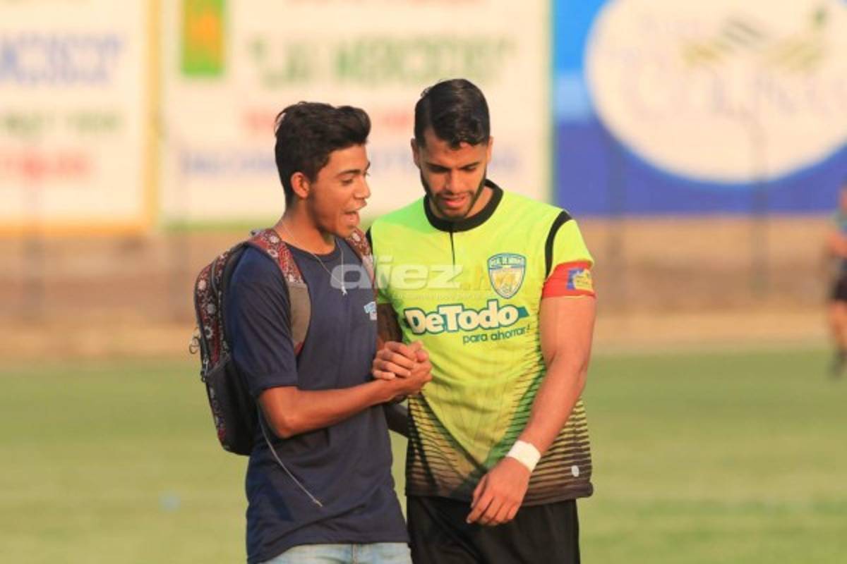 FOTOS: El llanto de los jugadores de Real Minas tras perder ante Marathón