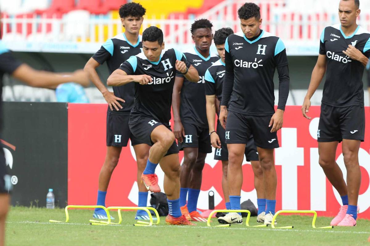 ¿Buba o Menjívar? Rueda pule su listado, el nuevo portero de la Selección; así cerró el morfociclo en el estadio Nacional