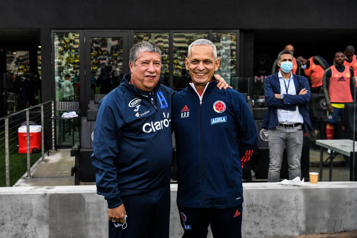 En fotos: El gesto entre Bolillo-Rueda, la celebración del crack colombiano y el dolor de cabeza de Maynor Figueroa