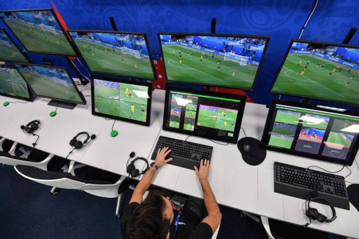 ¡De última tecnología! Así es la sala del VAR de la FIFA en Rusia