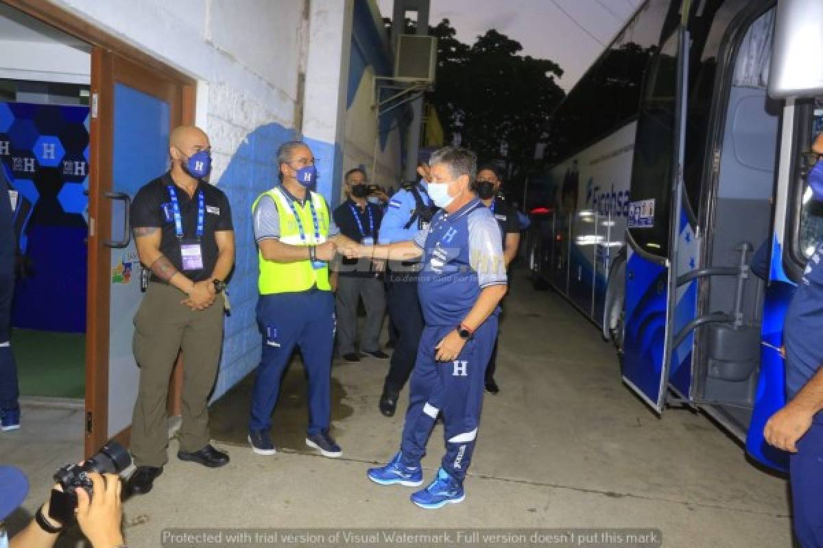 La noche que pintaba como fiesta y terminó en una pesadilla para 'Bolillo' Gómez en su debut con Honduras