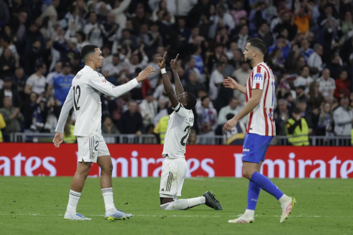 Arbeloa lo castigó por llegar tarde, el polémico penal y así fue captada Ester Expósito en el triunfo del Real Madrid