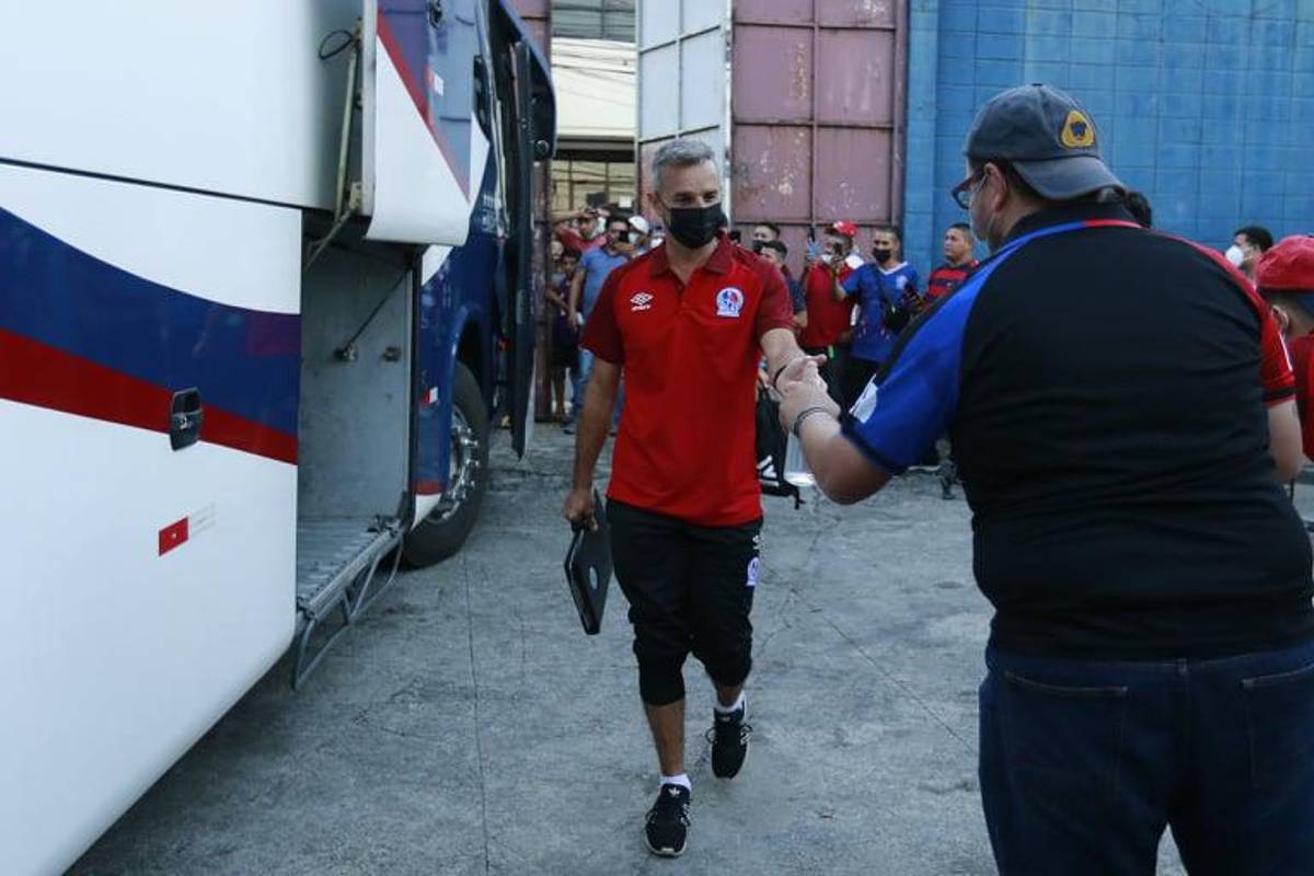 Los 17 datos que dejan los primeros cuatro partidos de Jornada 1: Extranjeros debutan con gol y Bengtson se acerca a histórico goleador