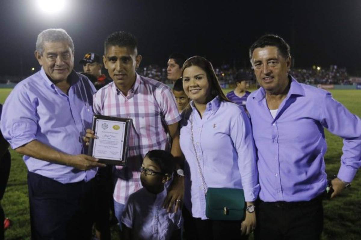 Los mejores momentos del Chologol 2018: Celebraciones extrañas, chicas bellas ¡Hasta un desmayado!