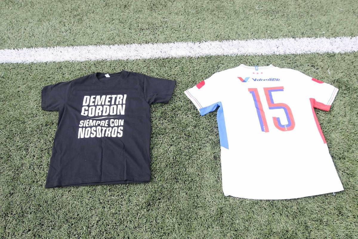 Dedicación a Demetri Gordon, sorpresas y festejos en la gran final de reservas Olimpia vs Motagua en Honduras