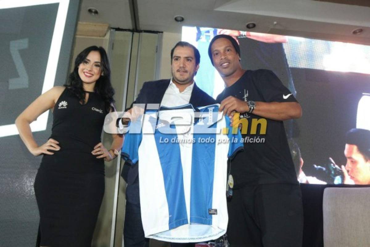 EN FOTOS: Así fue todo el recorrido de Ronaldinho en Honduras