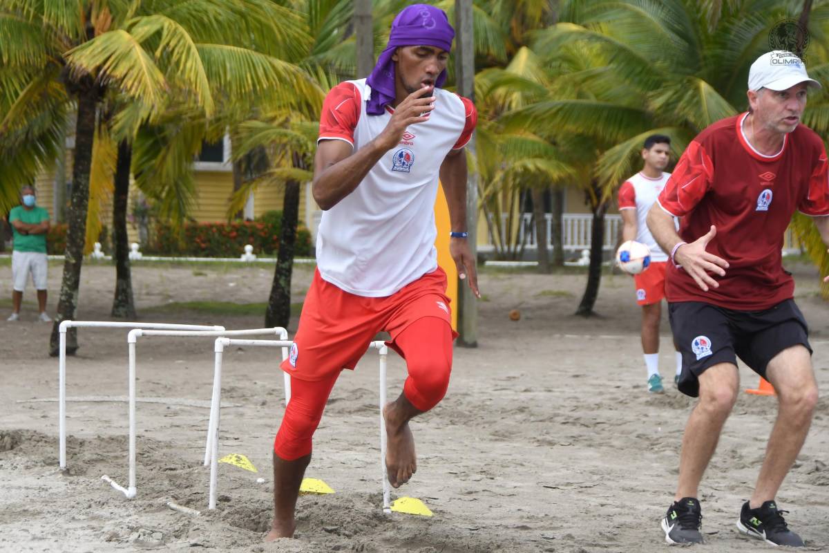 ¡Camino al título! Así prepara su pretemporada el Olimpia de Pedro Troglio en las bellas playas de Tela