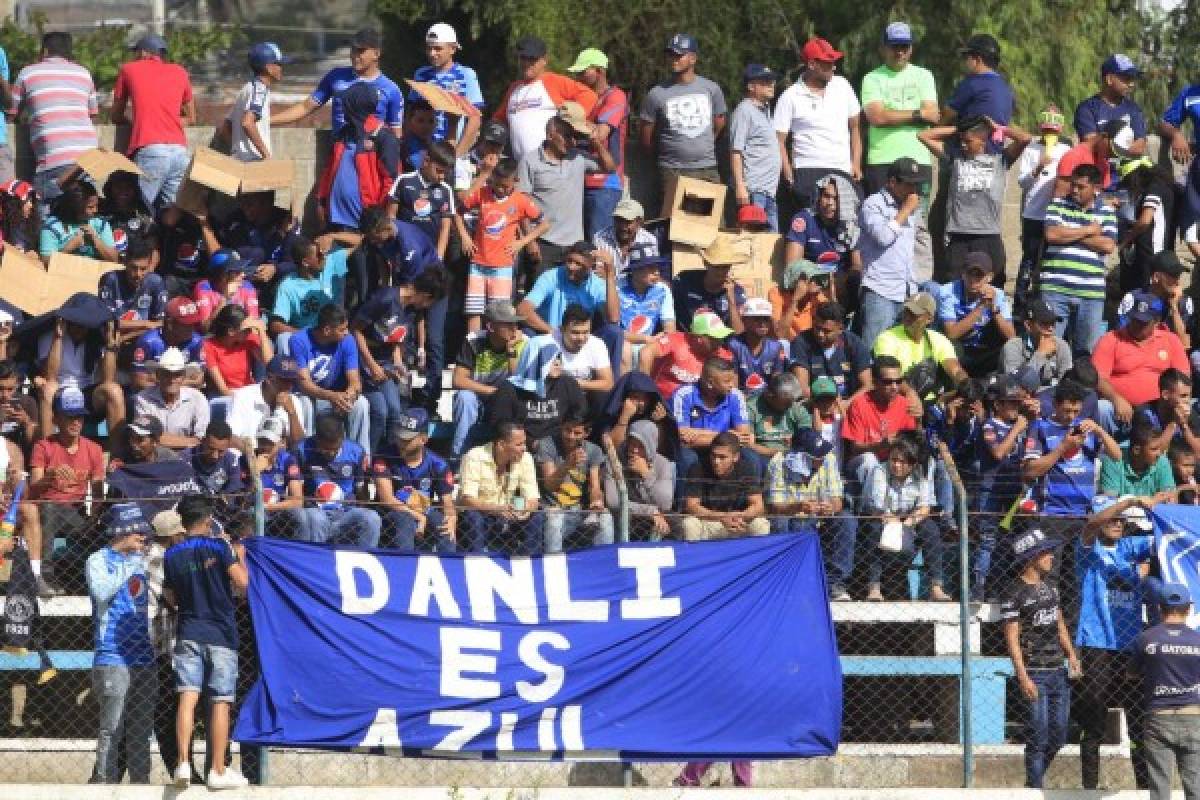 ¡Ambientazo! En Danlí se rinden ante Motagua y pintan de azul el Marcelo Tinoco