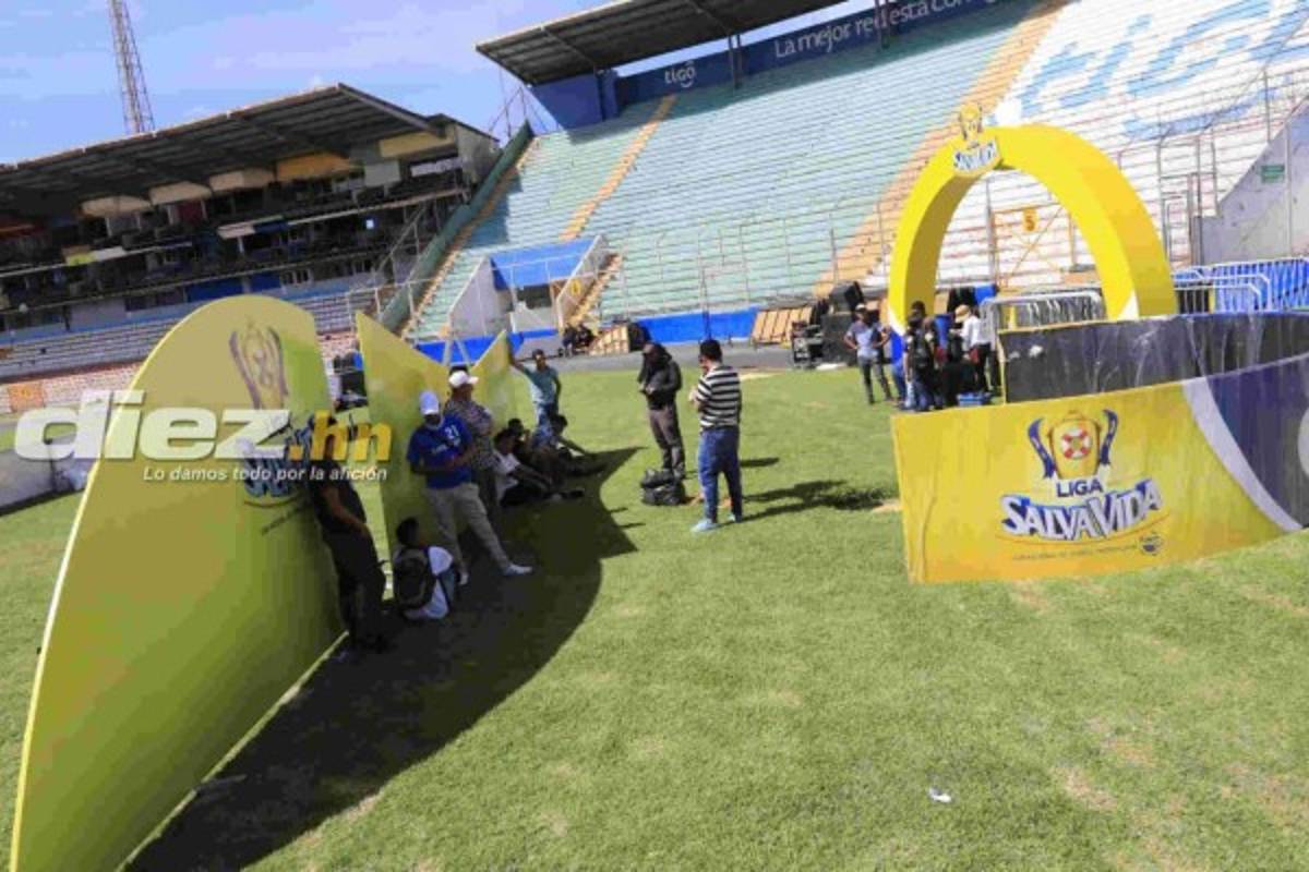 Así preparan la eventual premiación por el título del Olimpia en el estadio Nacional