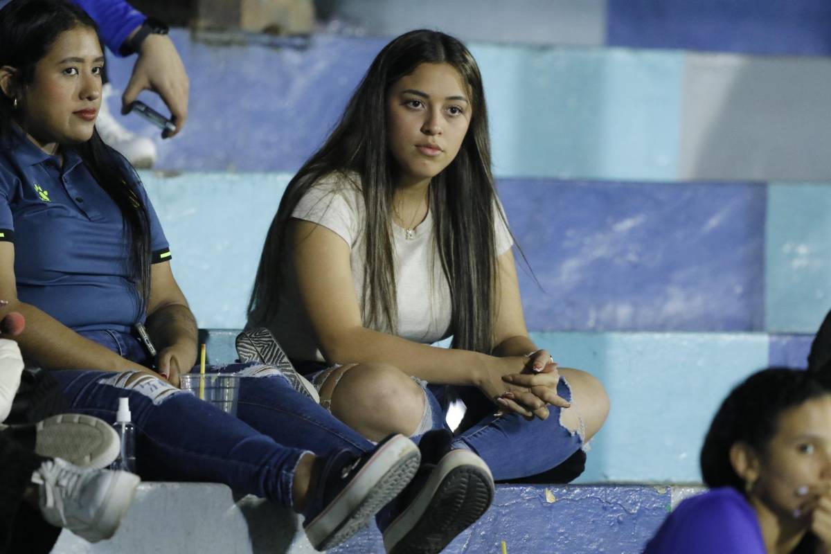 ¡El Morazán fue una pasarela! La belleza invadió el clásico entre Real España vs Motagua