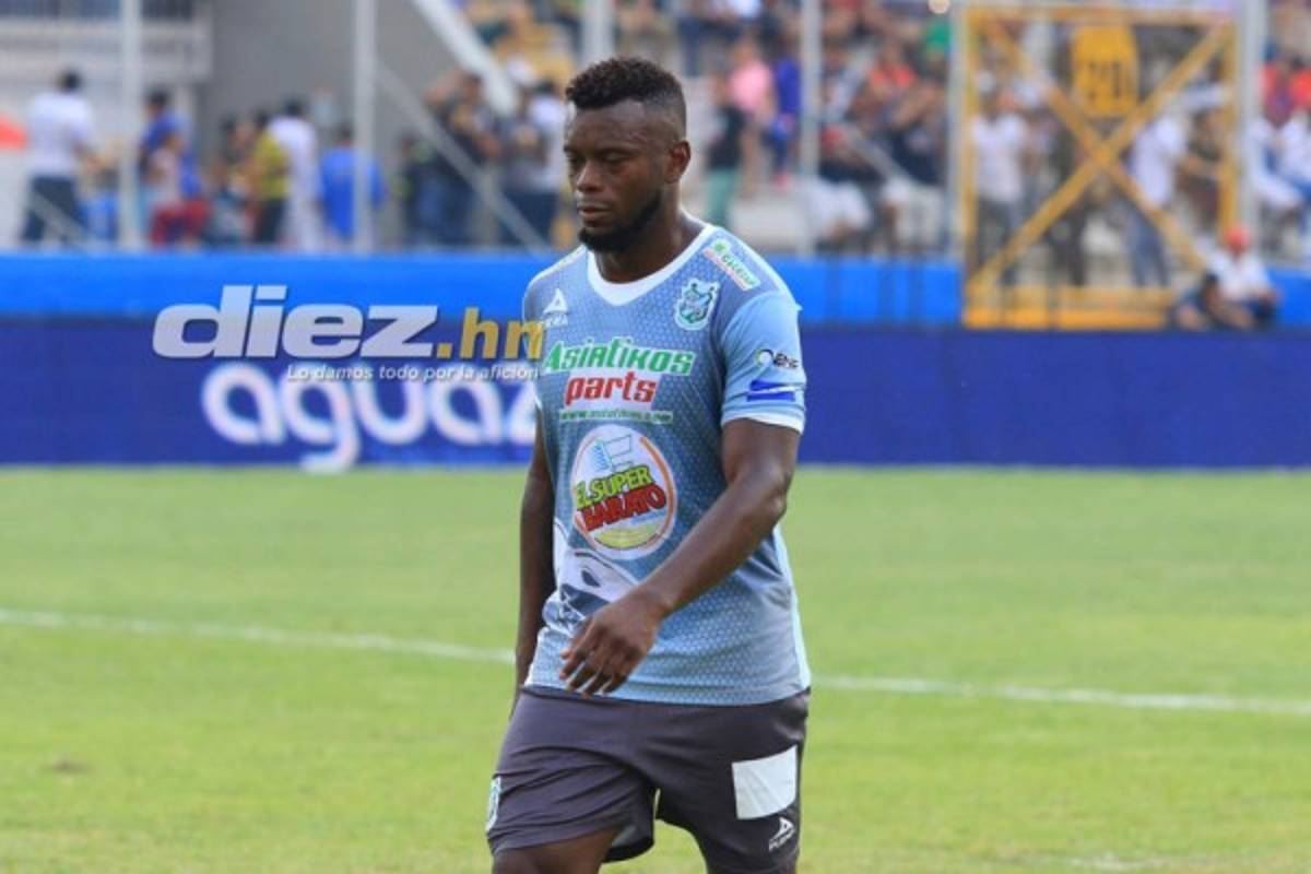 CURIOSO: El regreso de Wilson Palacios y los rostros tristes en Platense