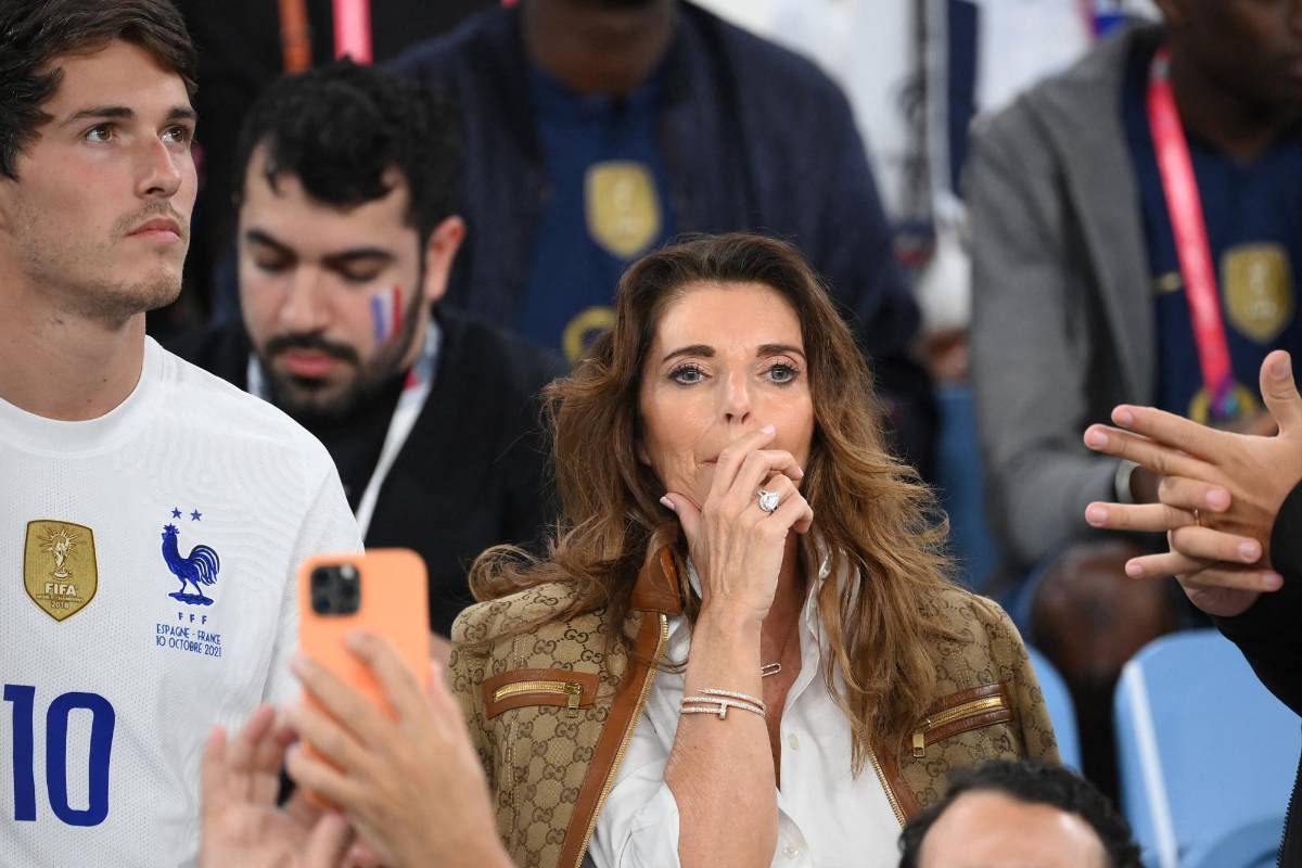 No viste por TV: Otro lesionado en Francia, la impresionante foto de Mbappé y ¿quién era la mujer que se escondía de los fotógrafos?