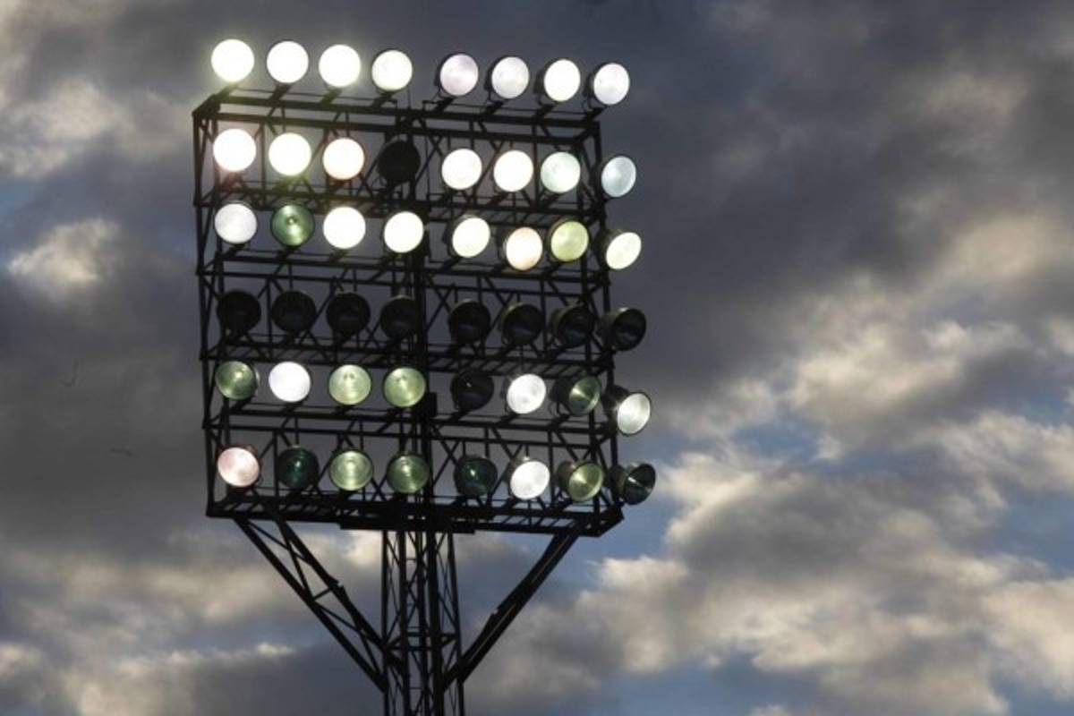 ¡El rotundo cambio que le quieren hacer al estadio Nacional con su alumbrado!