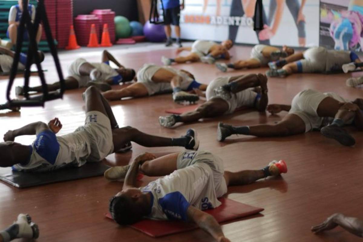 ¡A puro hierro! La Selección de Honduras se fortalece con trabajos de gimnasio