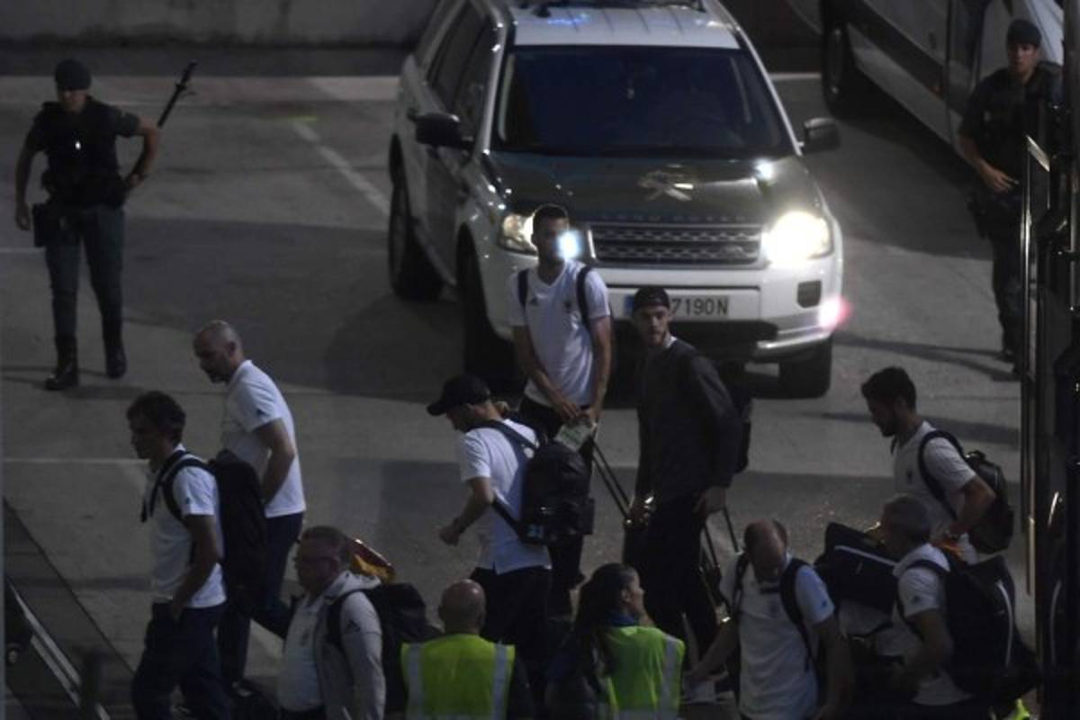 Tristes y abatidos: Así fue el regreso de España a Madrid tras quedar eliminados de Rusia 2018