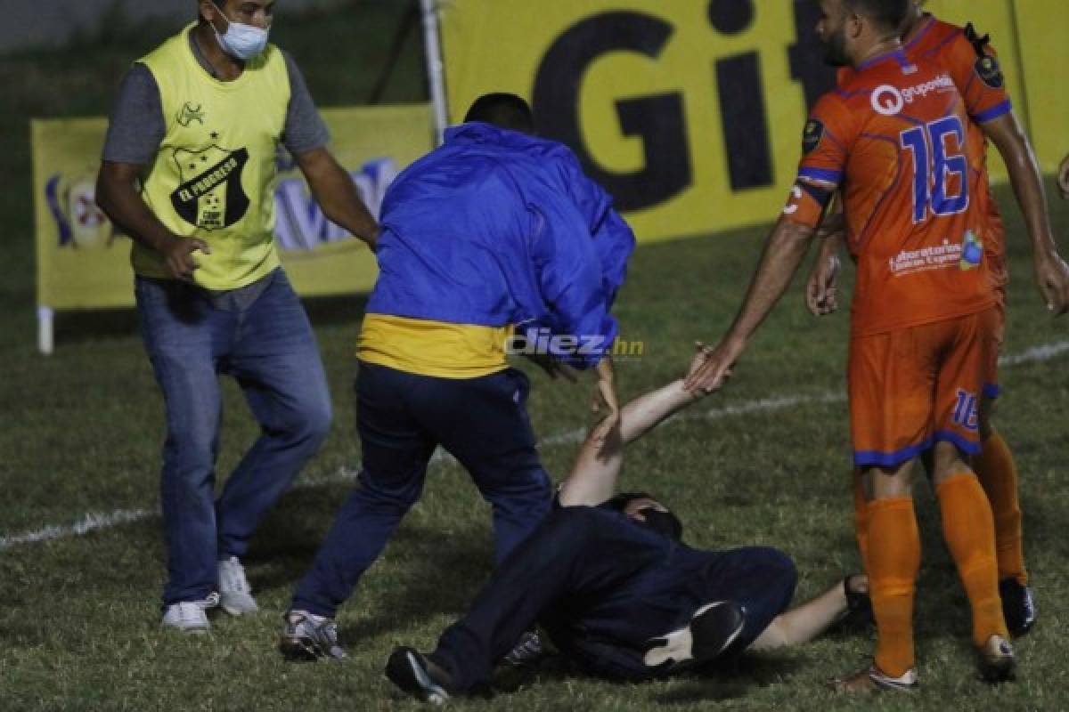 El fuerte calentón entre Rocca y Bengtson, la emotiva pancarta de Agámez y los golpes en El Progreso