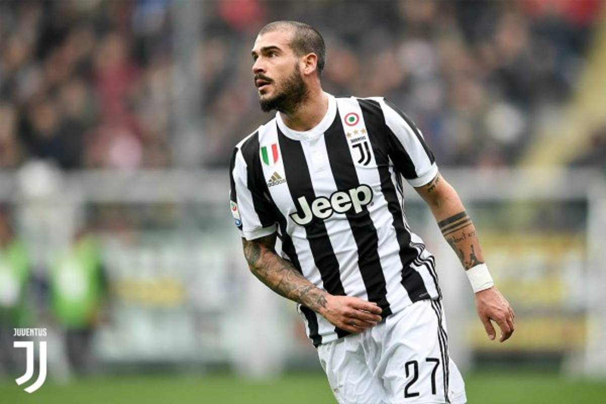 EQUIPAZO: Cristiano, tres Campeones del Mundo y con Dybala ¡el nuevo Juventus!