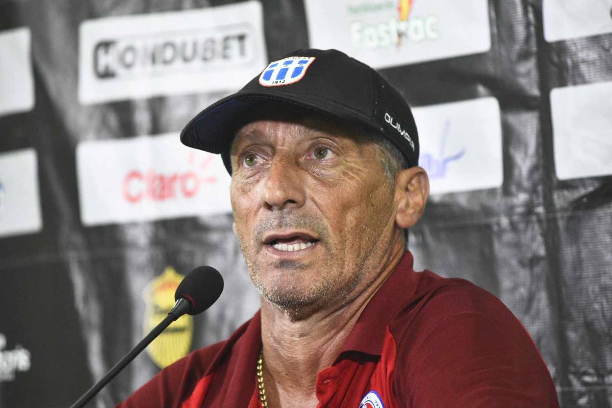 Troglio se queja del calor ante Real España y lanza: “Siempre ha sido importante ganarle a Olimpia, pero ahora es más”