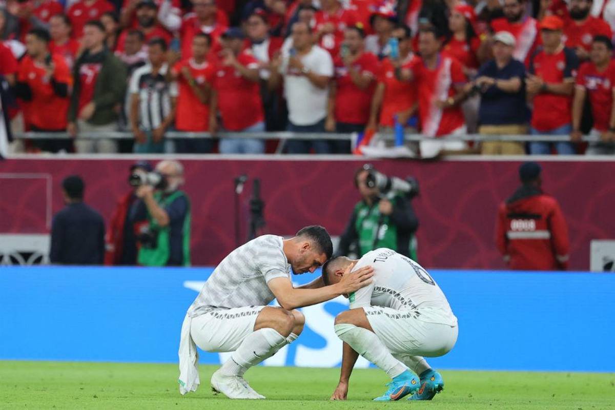 Alegría y llanto de Keylor Navas y los jugadores de Costa Rica tras clasificar al Mundial y las duras imágenes de los neozelandeses