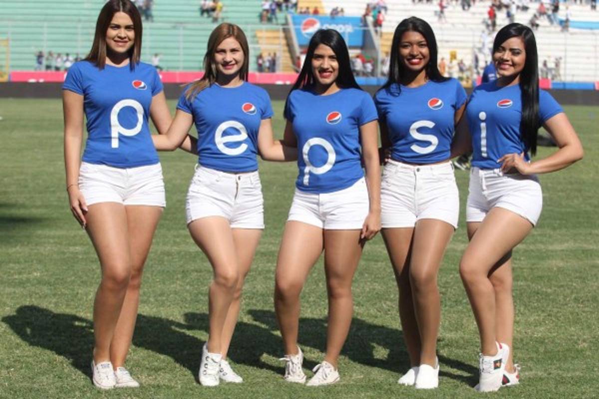 COSITAS: Las bellas chicas que levantaron suspiros en el Nacional