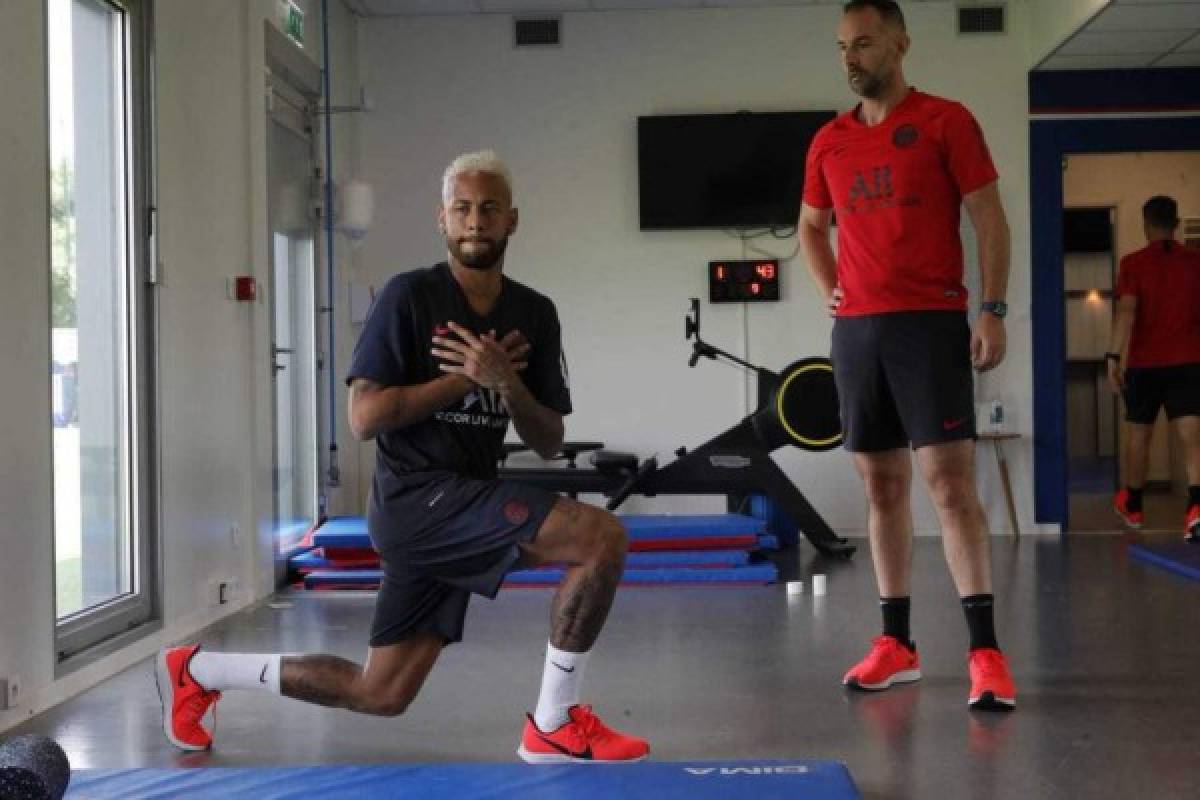 FOTOS: Caras largas e incertidumbre en el regreso de Neymar a los trabajos con el PSG