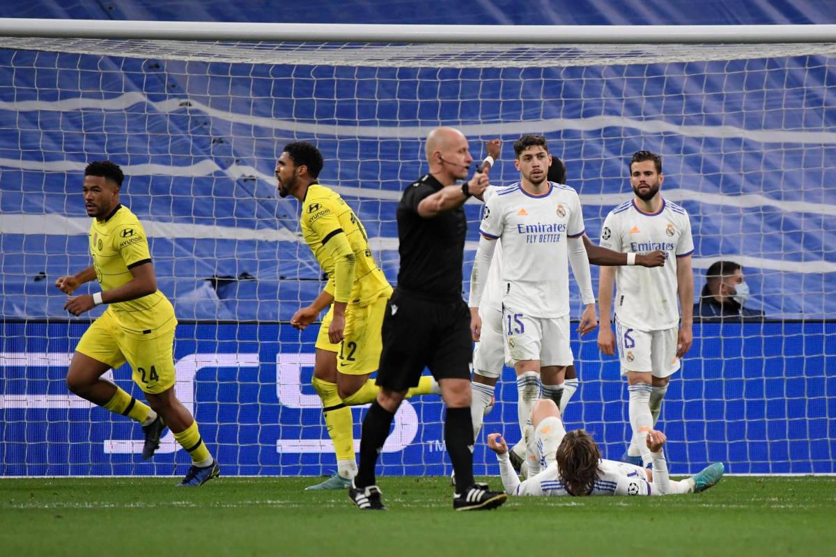 Real Madrid, del infierno a la gloria: Benzema al borde las lágrimas, eufórica celebración en el Bernabéu y el llanto del Chelsea