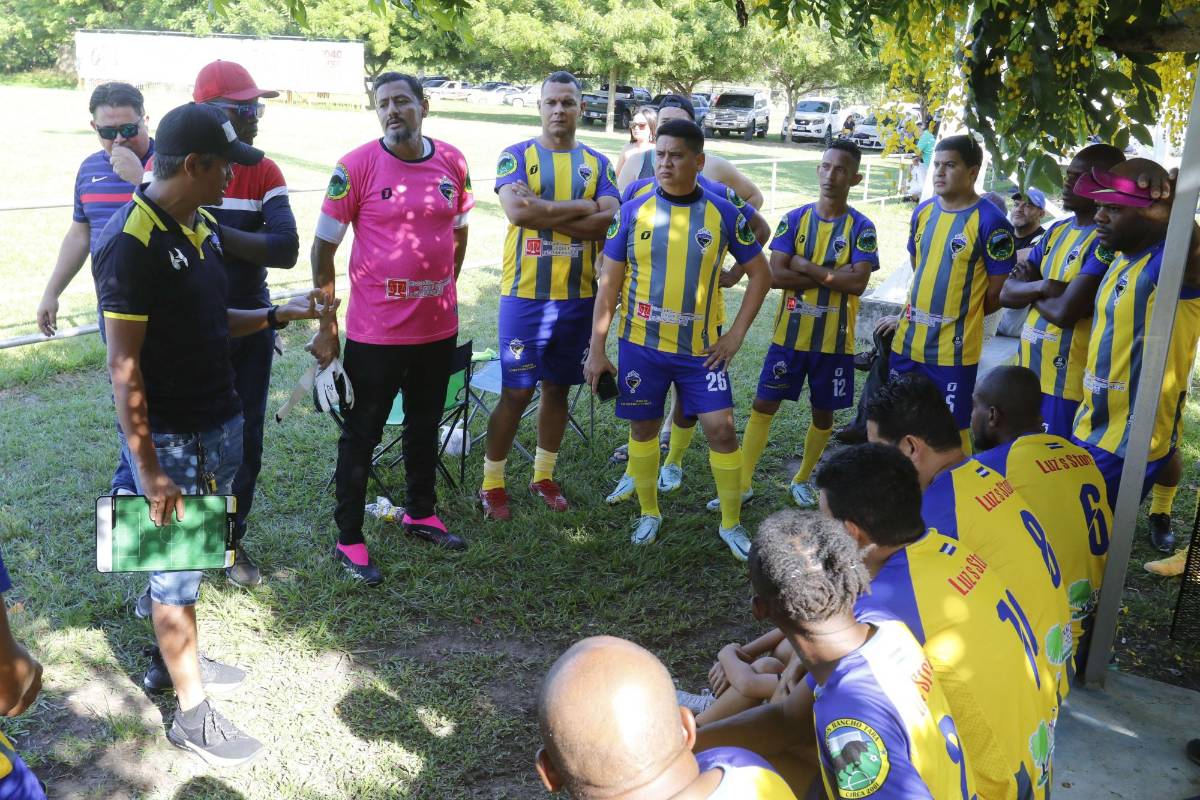 ¿A cuáles recuerdas? 22 exfutbolistas hondureños que juegan en la Liga de Veteranos: seleccionados y multicampeones